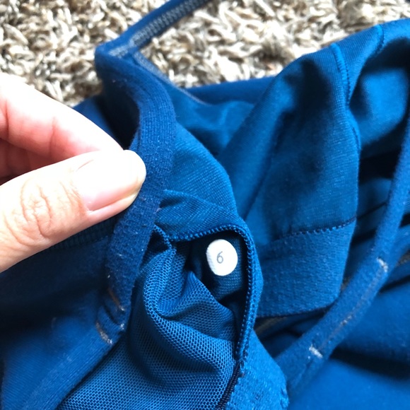 🍋LULULEMON Power Y tank size 6 - Picture 4 of 6